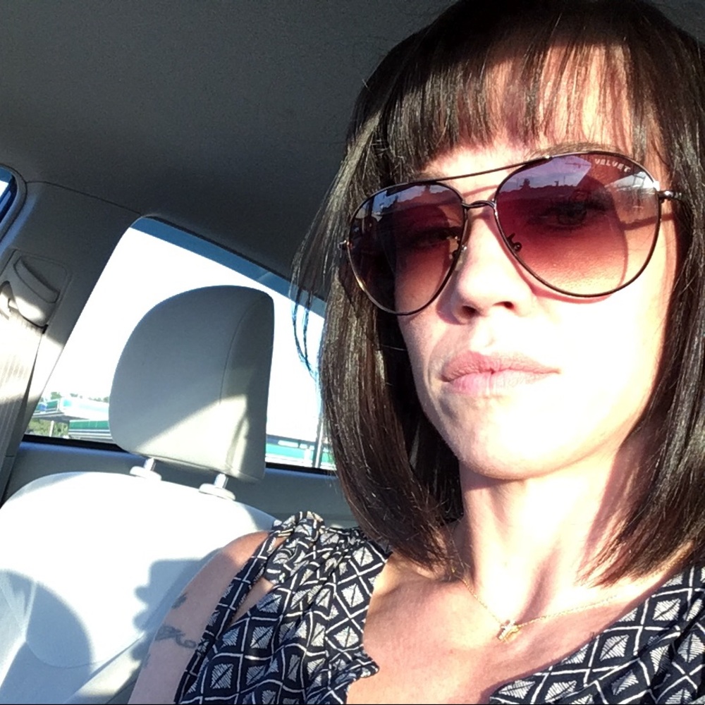 Meet your Posher, Danielle